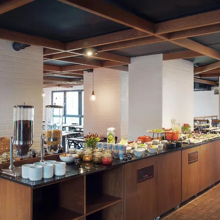 Almond Business & By Grano - Grano Riverside 4*