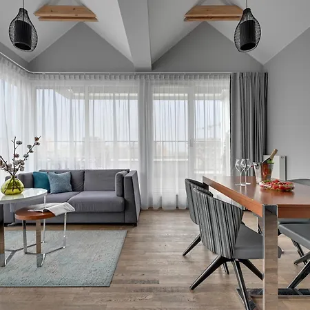 Almond Business & By Grano - Grano Riverside Hotell Gdańsk