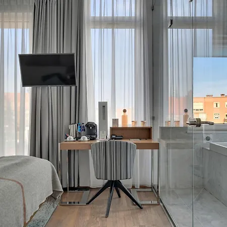 Almond Business & By Grano - Grano Riverside Hotell