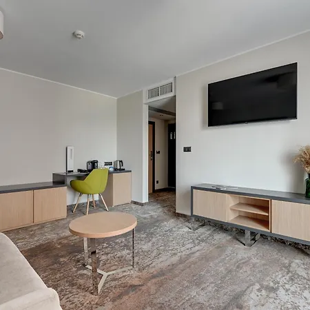 Almond Business & By Grano - Grano Riverside Hotell 4*