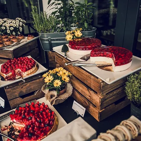 Hotell Almond Business & By Grano - Grano Riverside Gdańsk