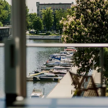 Almond Business & By Grano - Grano Riverside Gdańsk